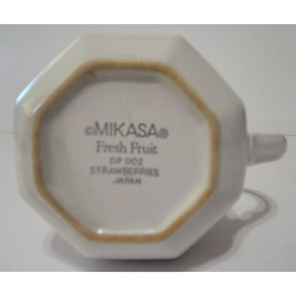 Vintage Mikasa Fresh Fruit Creamer DP 002 STRAWBERRIES Replacement - Picture 4 of 12